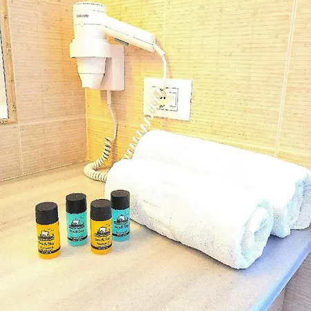 Artemisia Caldera 招待所