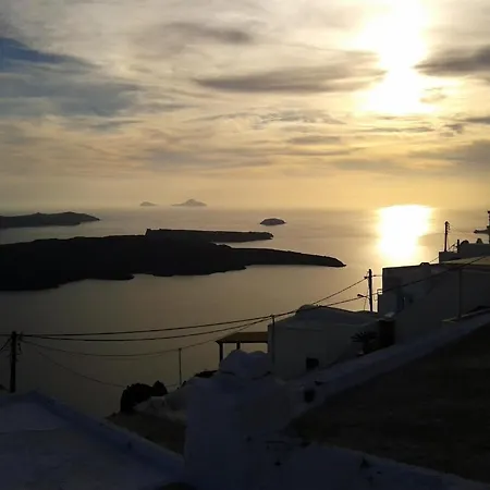 招待所 Artemisia Caldera 4*