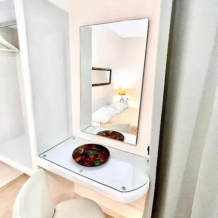 Artemisia Caldera Affittacamere 4*