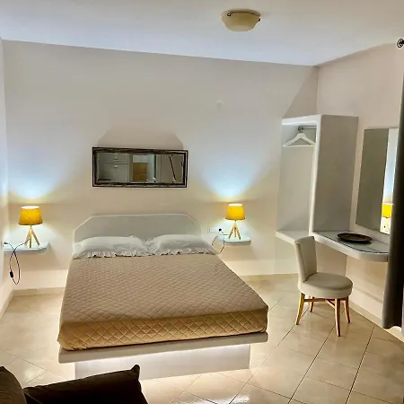 Affittacamere Artemisia Caldera