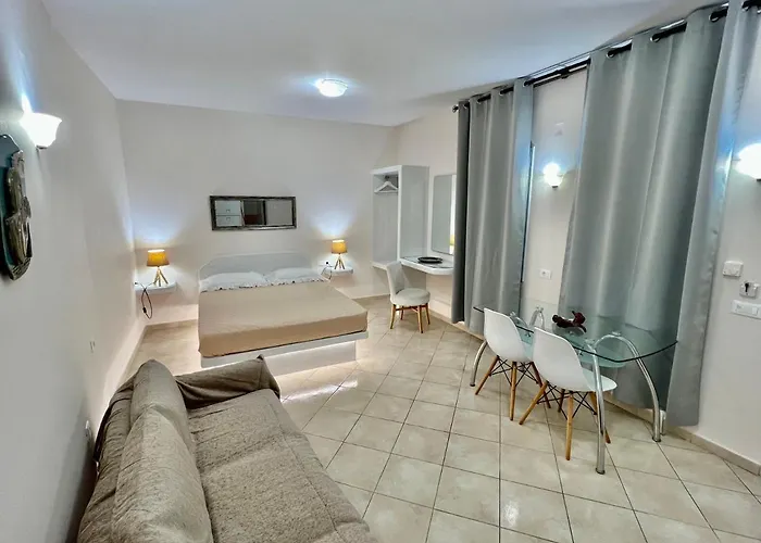 Artemisia Guest house 4*